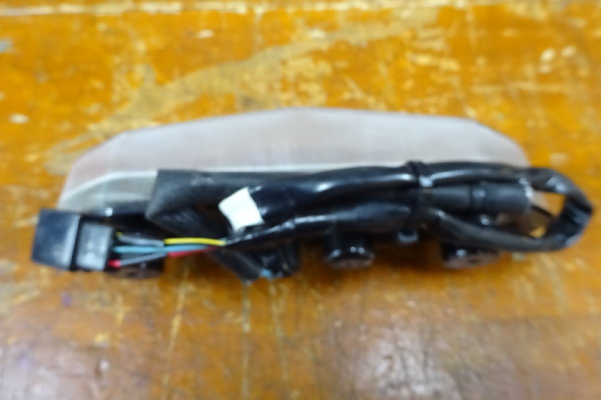 カワサキ　ZRX1200　ダエグ　純正　テールランプ