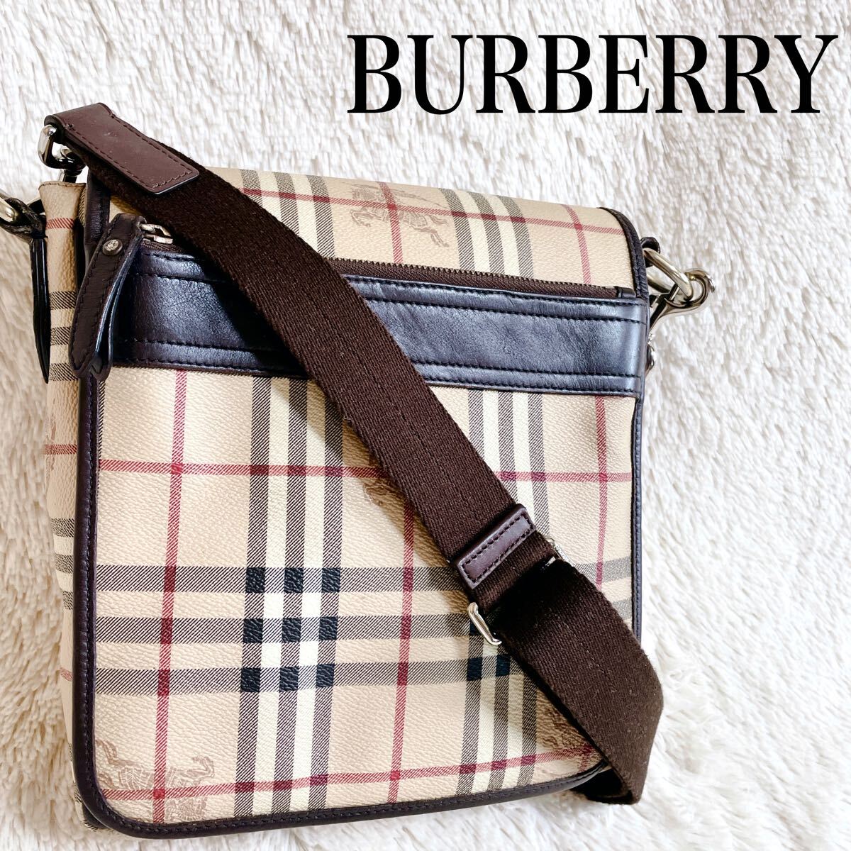 Burberry ショルダーバッグ カメラバッグ ノバチェック ホース Burberry ショルダーバッグ カメラバッグ ノバチェック ホース