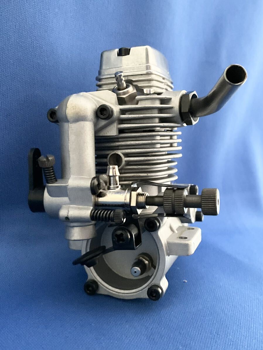 OS FS-20 4サイクルエンジン OS FS-20 A Look Inside - YouTube