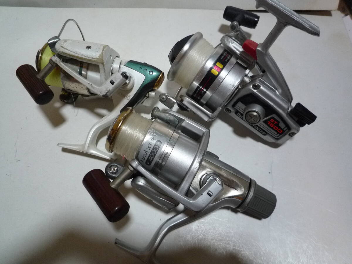 釣り具　中型スピニングリール　SHIMANO２台　Daiwa １台　計３台　中古動作品