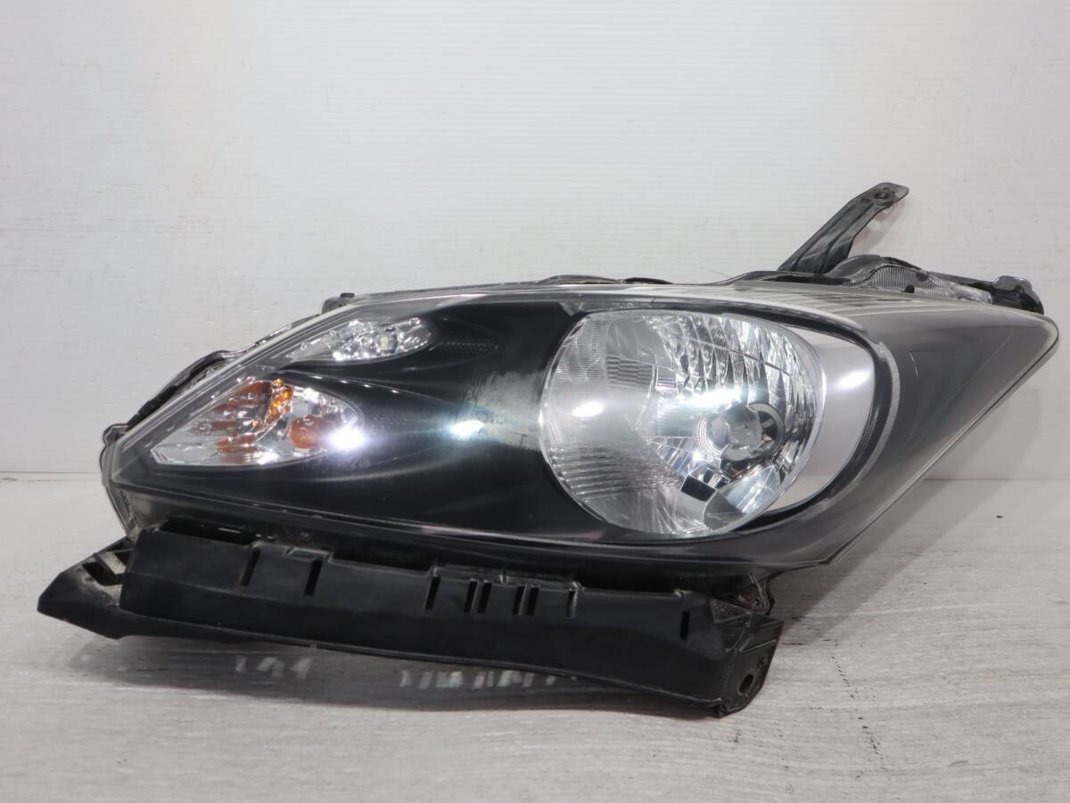 HID 【コーティング済】 キセノン 迅速発送 車検〇 KOITO 100-22838 迅速発送 管理BR84-2 フリード GB3 GB4 ヘッドライト 左右