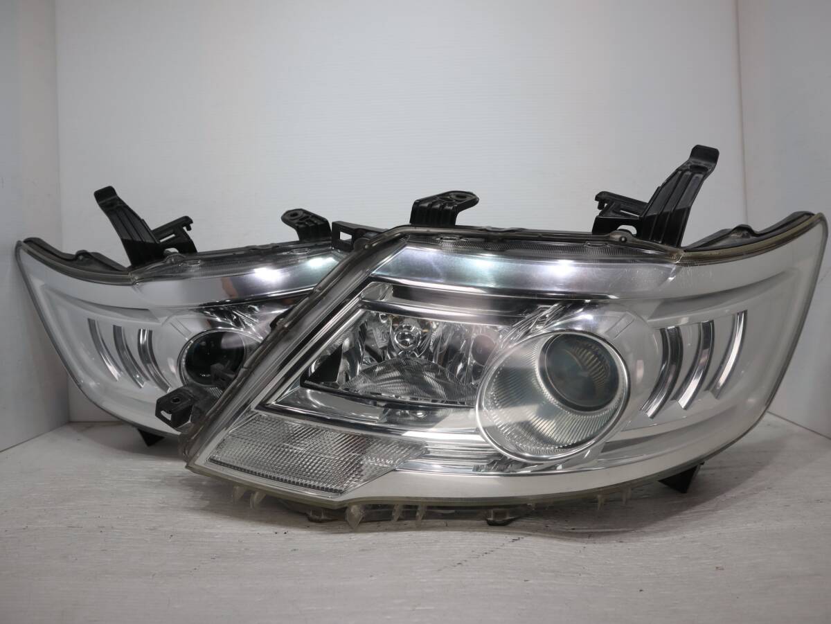 後期 【コーティング済】 HID キセノン 迅速発送 KOITO 100-24921 管理BR84-12 セレナ ハイウェイスター C25 ヘッドライト 左右