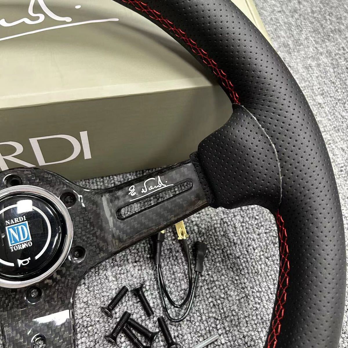Yahoo!オークション - 炭素繊維 NARDI 高級 ステアリング Yahoo!オークション - 炭素繊維 NARDI 高級 ステアリング