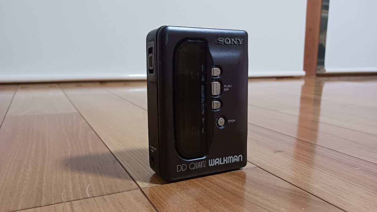 SONY ソニー 凝り固まっ WALKMAN WM-DD9 カセットプレーヤー SONY ソニー 凝り固まっ WALKMAN WM-DD9 カセットプレーヤー