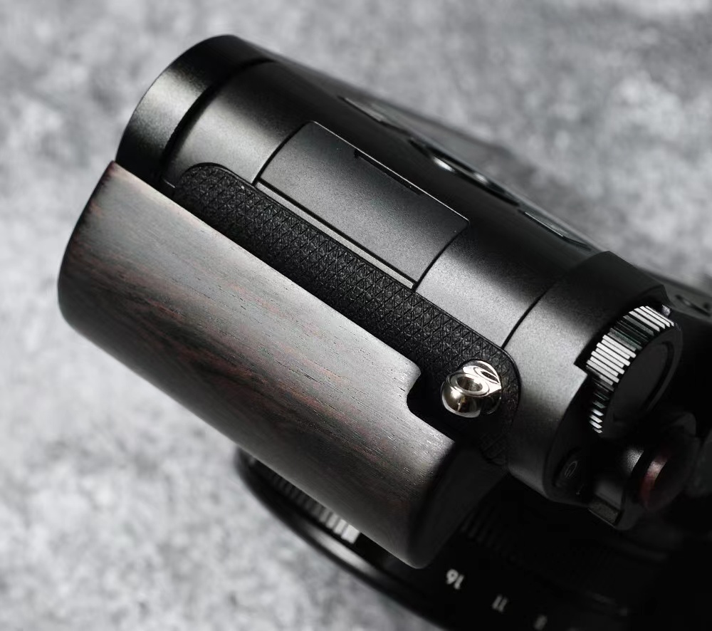 LEICA ライカ DLUX8 用 ハンドグリップ (黒檀 アルミニウム LEICA ライカ DLUX8 用 ハンドグリップ (黒檀 アルミニウム