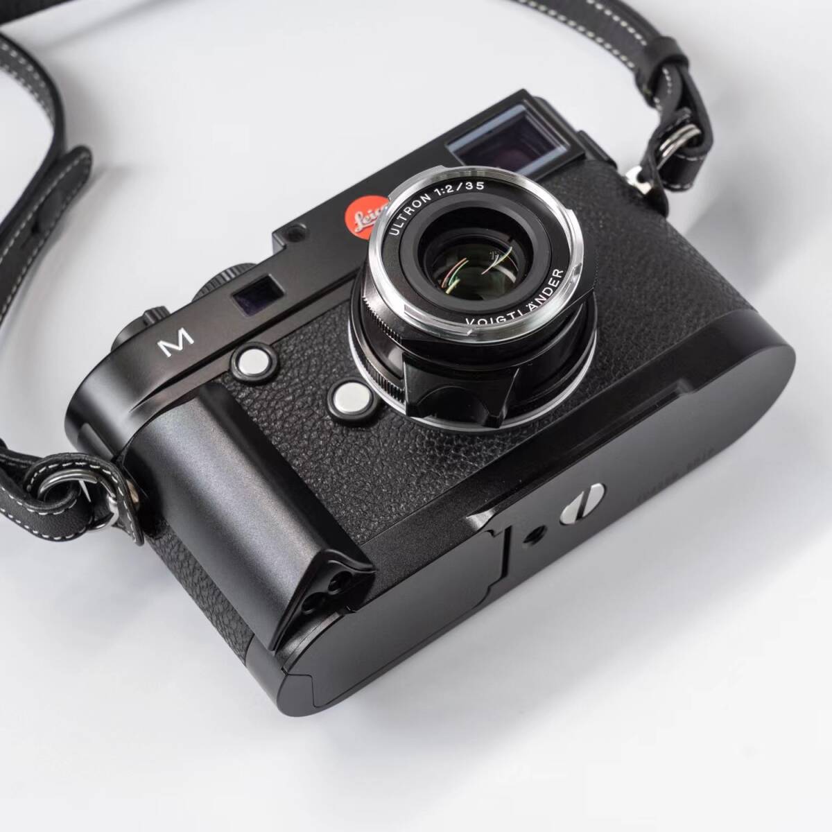 新品 LEICA ライカ m240/m246/m262用 ハンドグリップ 新品 LEICA ライカ m240/m246/m262用 ハンドグリップ