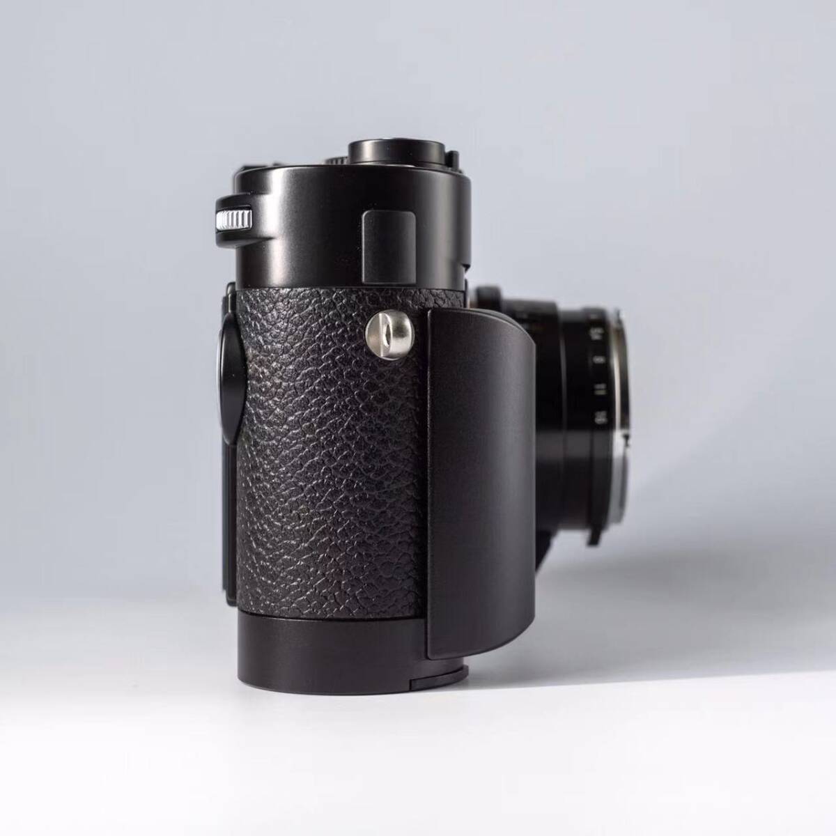 新品 LEICA ライカ m240/m246/m262用 ハンドグリップ 新品 LEICA ライカ m240/m246/m262用 ハンドグリップ
