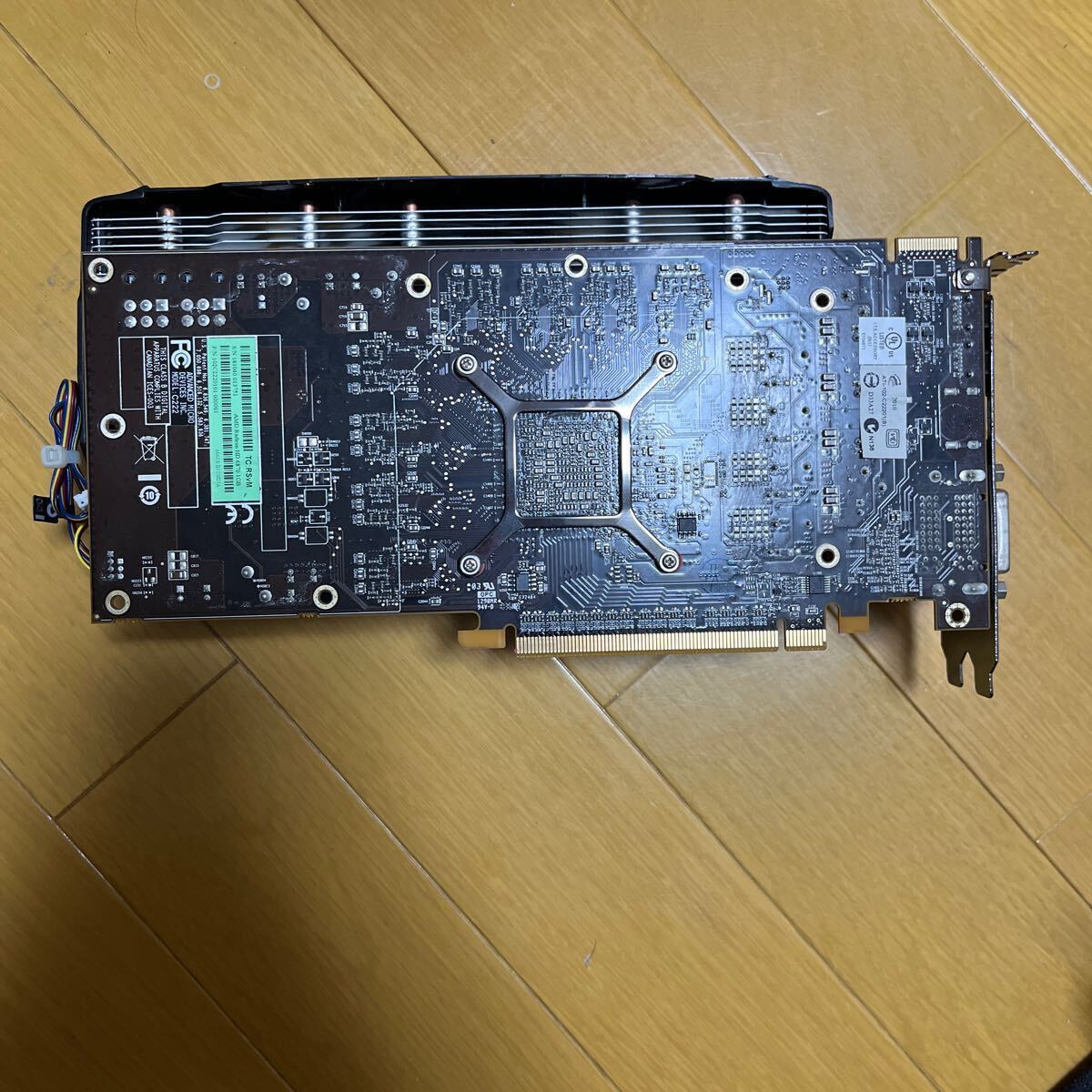 Radeon HD6870_画像2