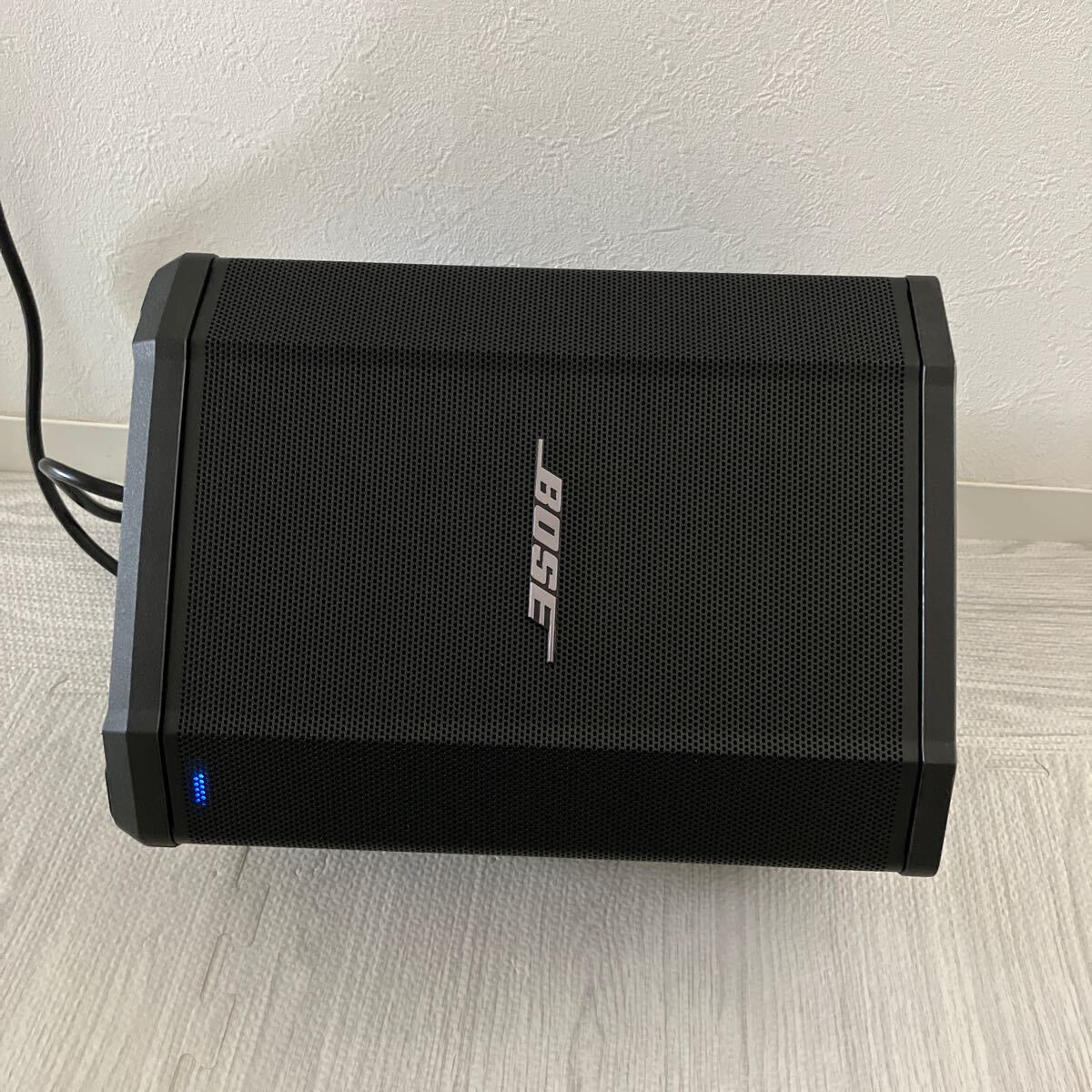 BOSE ボーズ 55WER-S トールボーイ ペア 連番 台座付き シルバー BOSE ボーズ 55WER-S トールボーイ ペア 連番 台座付き シルバー