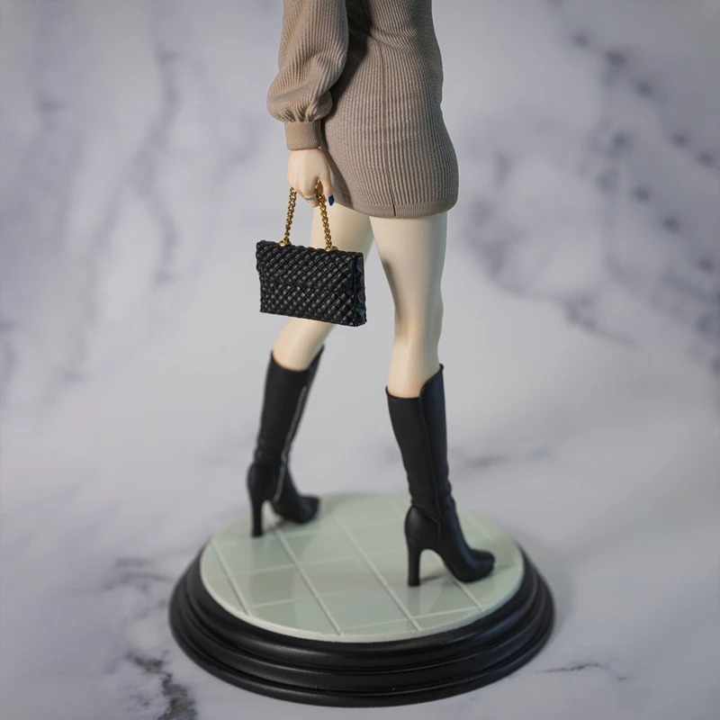 1/8 Mika / не крашеный не собран / resin комплект / галет ki гараж комплект 