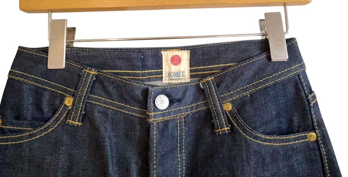 美品 ソメ SOMET ボタンフライ ストレートシルエット　デニム 24 インディゴ　日本製 _画像3