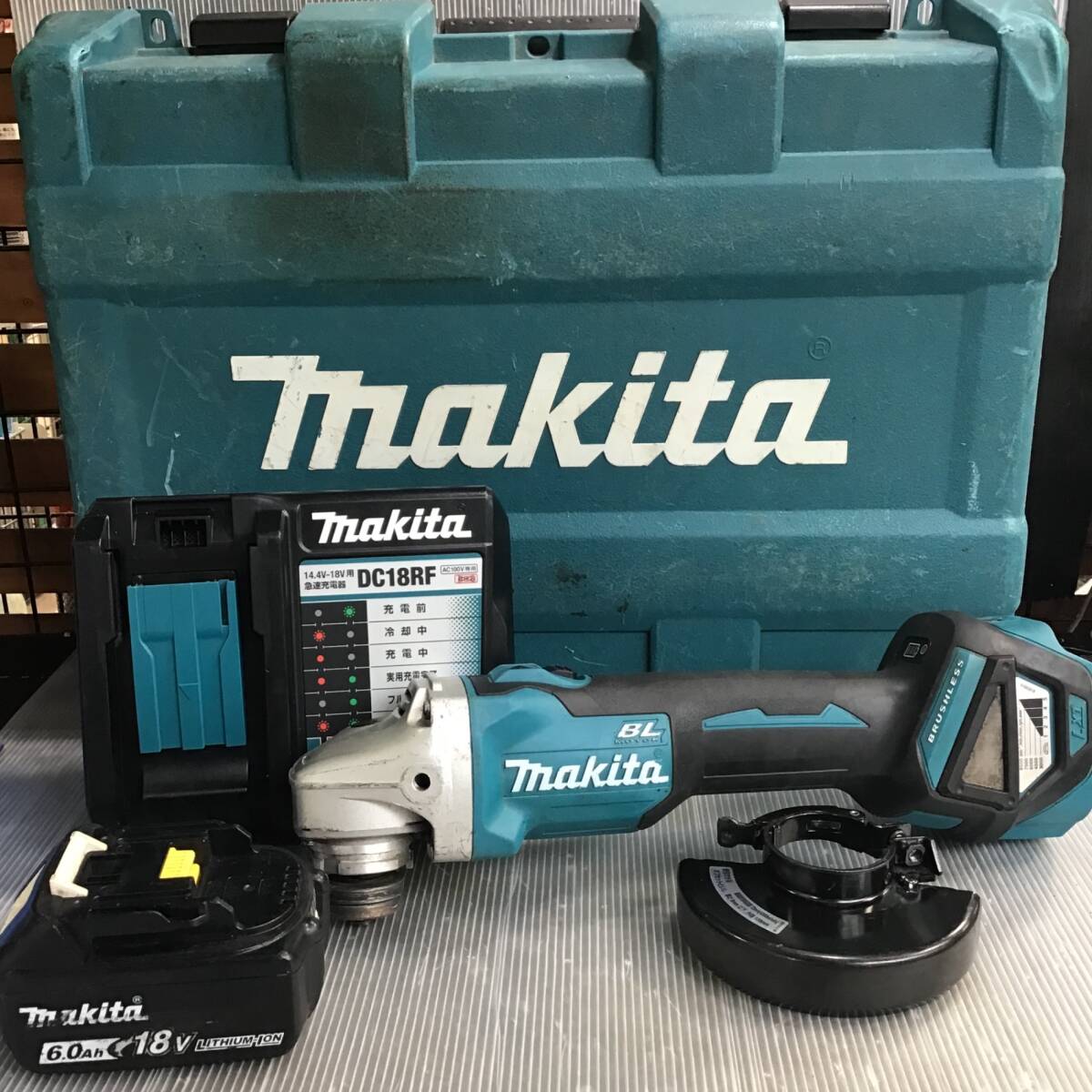 【中古品 / 動作品】★マキタ(makita) 100mmコードレスディスクグラインダ GA412DRGX【格安出品♪】