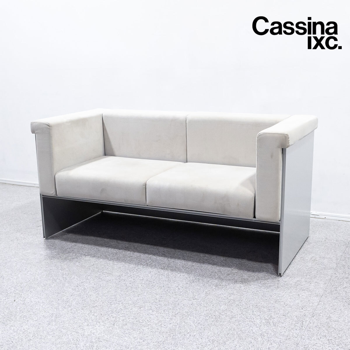 中古品】Cassina ixc. カッシーナイクスシー AIR FRAME 3001 中古品】Cassina ixc. カッシーナイクスシー AIR FRAME 3001