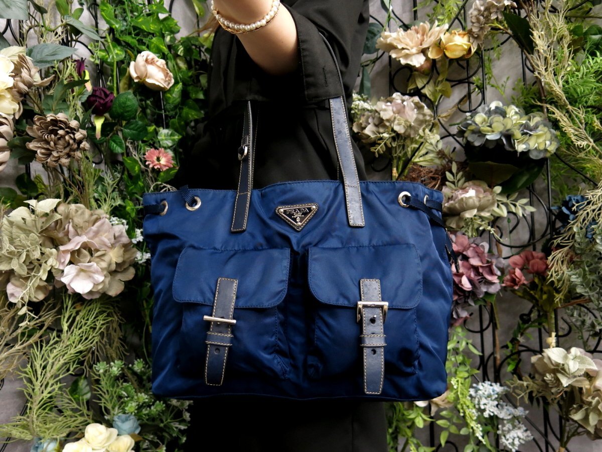 PRADA プラダ 三角ロゴ トートバッグポコノ ハンドバッグ ネイビー PRADA プラダ 三角ロゴ トートバッグポコノ ハンドバッグ ネイビー