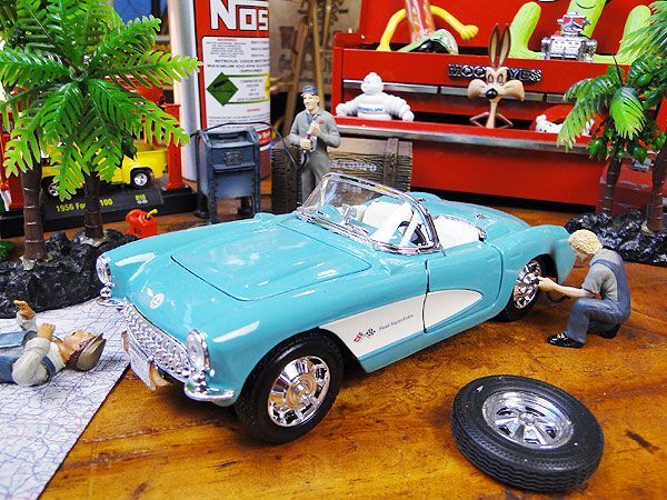 マイスト 1957年　シボレー　コルベット　ダイキャストミニカー 1/24スケール ■ アメリカ雑貨 アメリカン雑貨 モデルカー