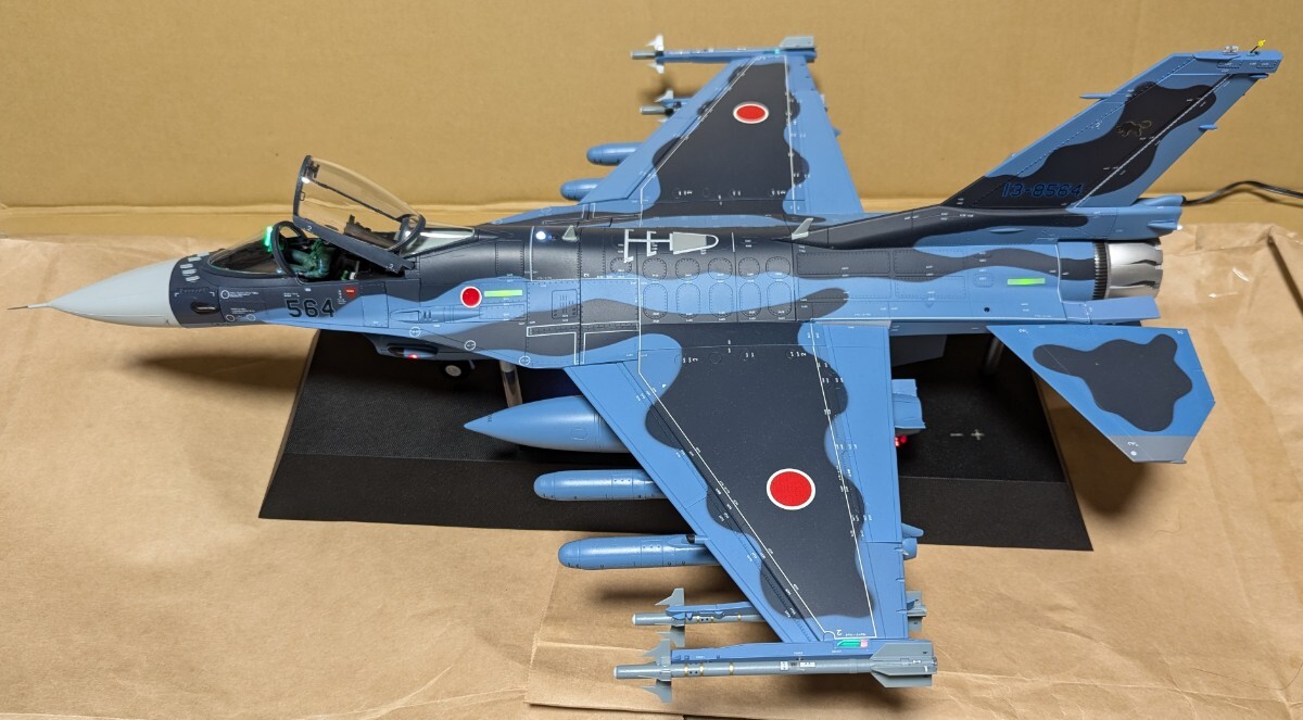 デアゴスティーニF2戦闘機をつくる完成品