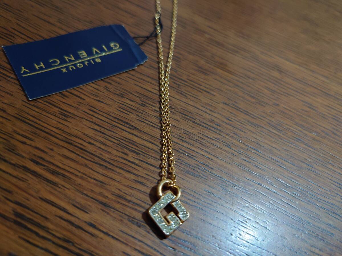 GIVENCHY　ジバンシィ　ジバンシー　G スワロフスキー　ペンダント　ネックレス