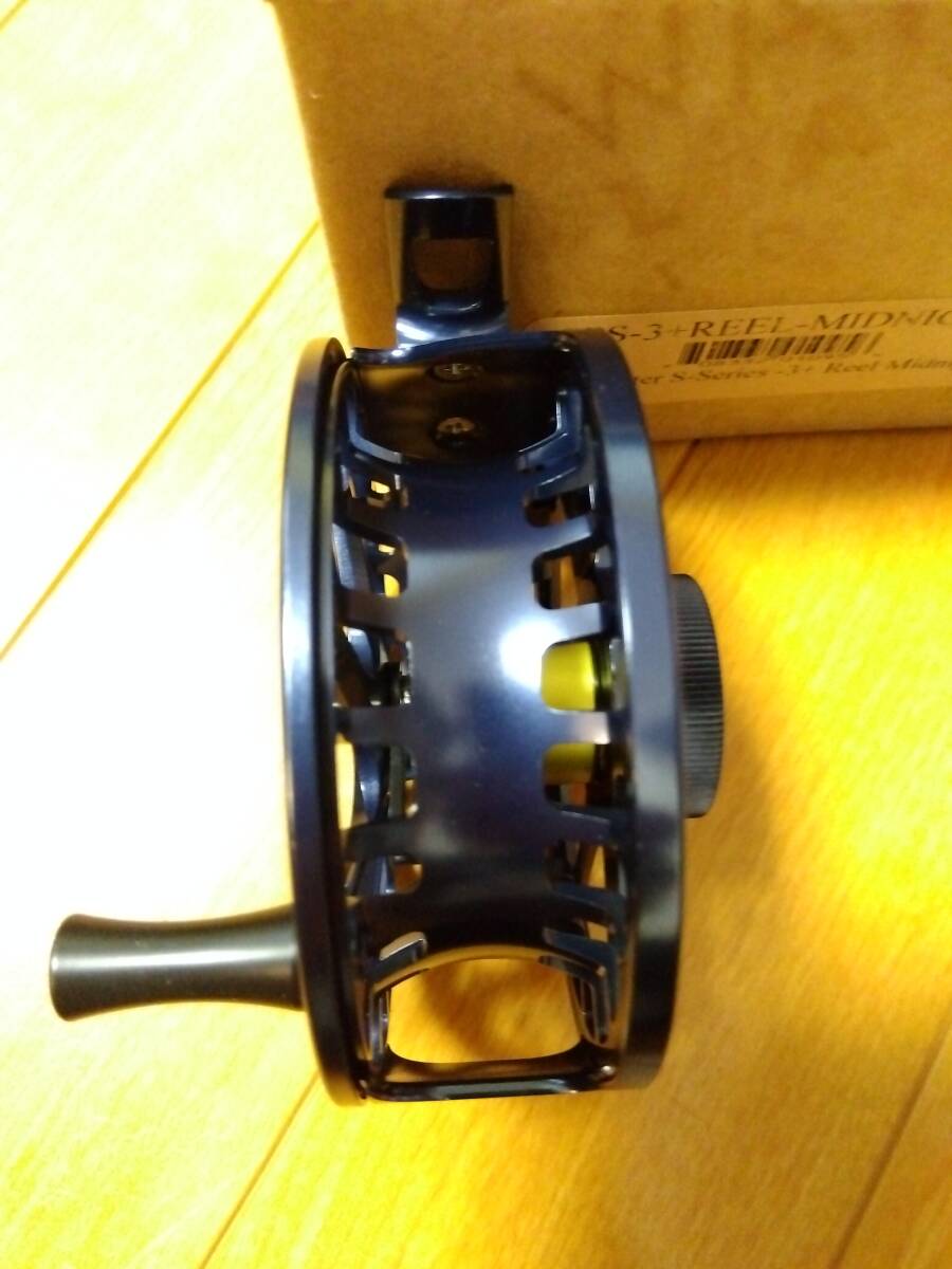 Waterworks-Lamson Reels Speedster S-series ‐3+ Midnight Waterworks-Lamson Reels Speedster S-series ‐3+ Midnight