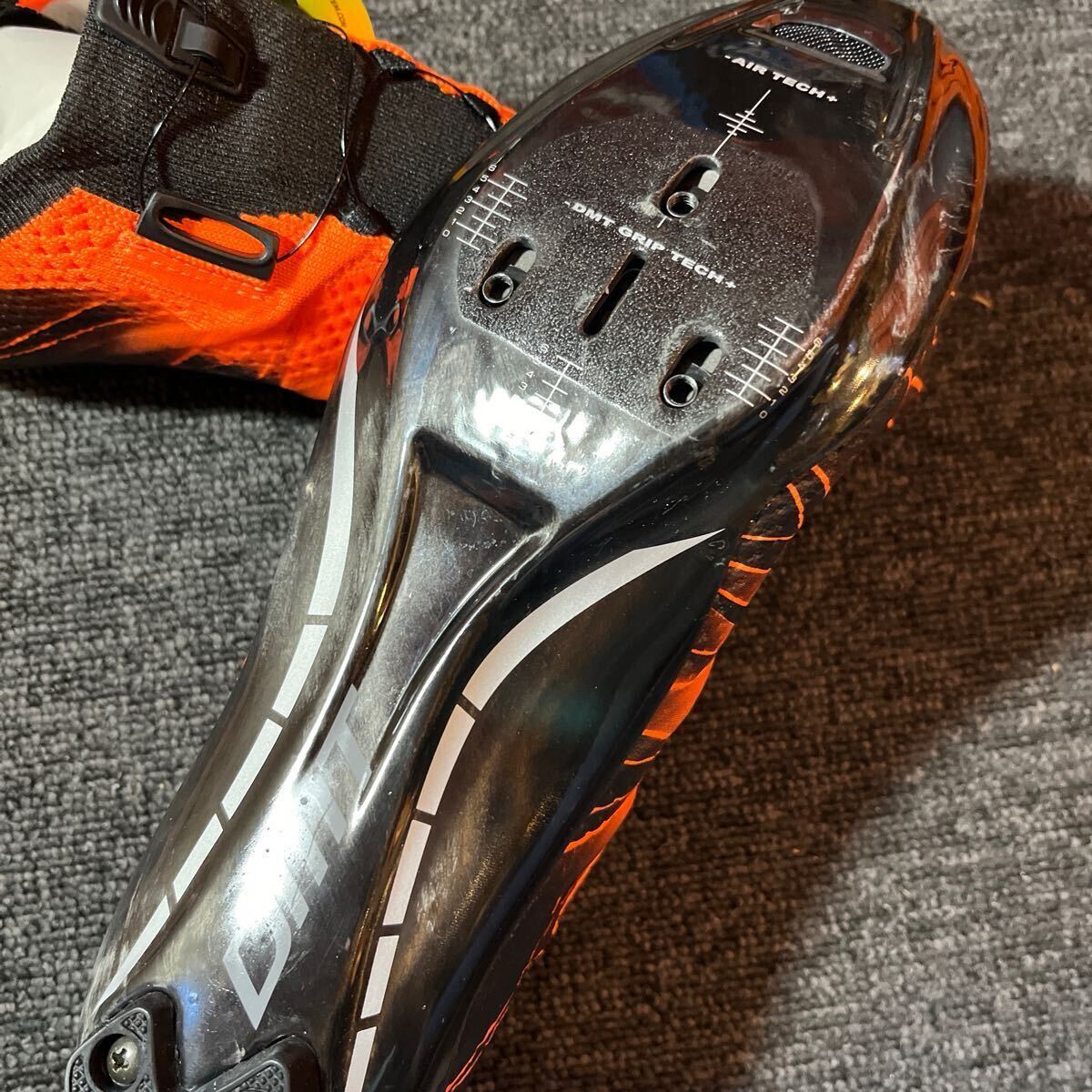 Yahoo!オークション - DMT ロードバイクシューズ KR1 26.71 Yahoo!オークション - DMT ロードバイクシューズ KR1 26.71