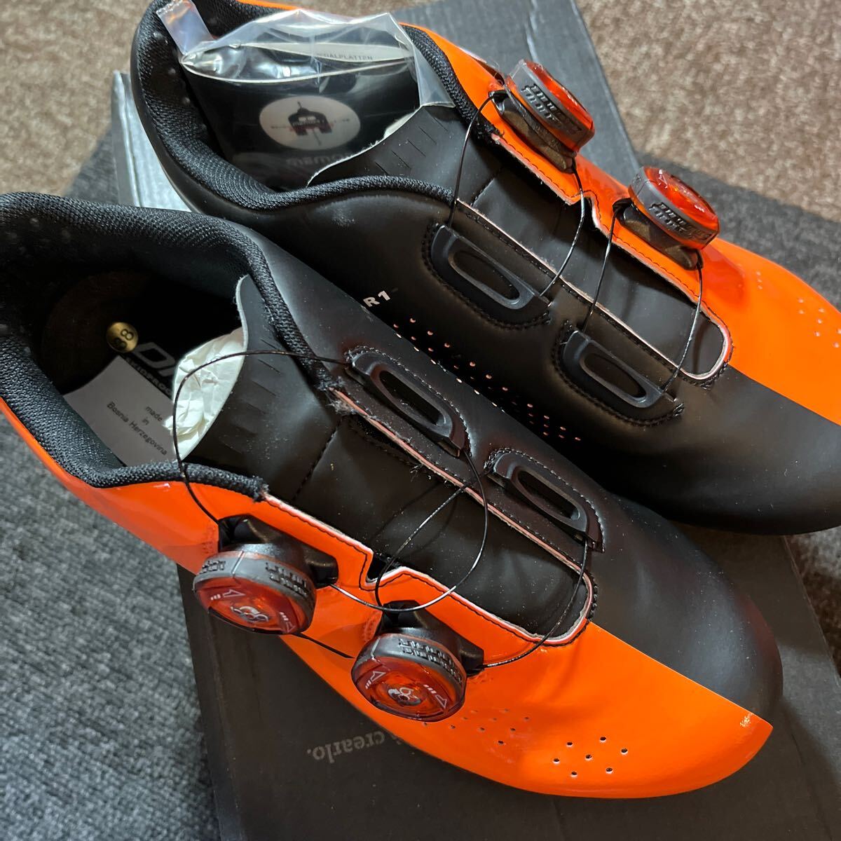 DMTロードバイクシューズ 新品未使用箱付 24.4センチ DMTロードバイクシューズ 新品未使用箱付 24.4センチ