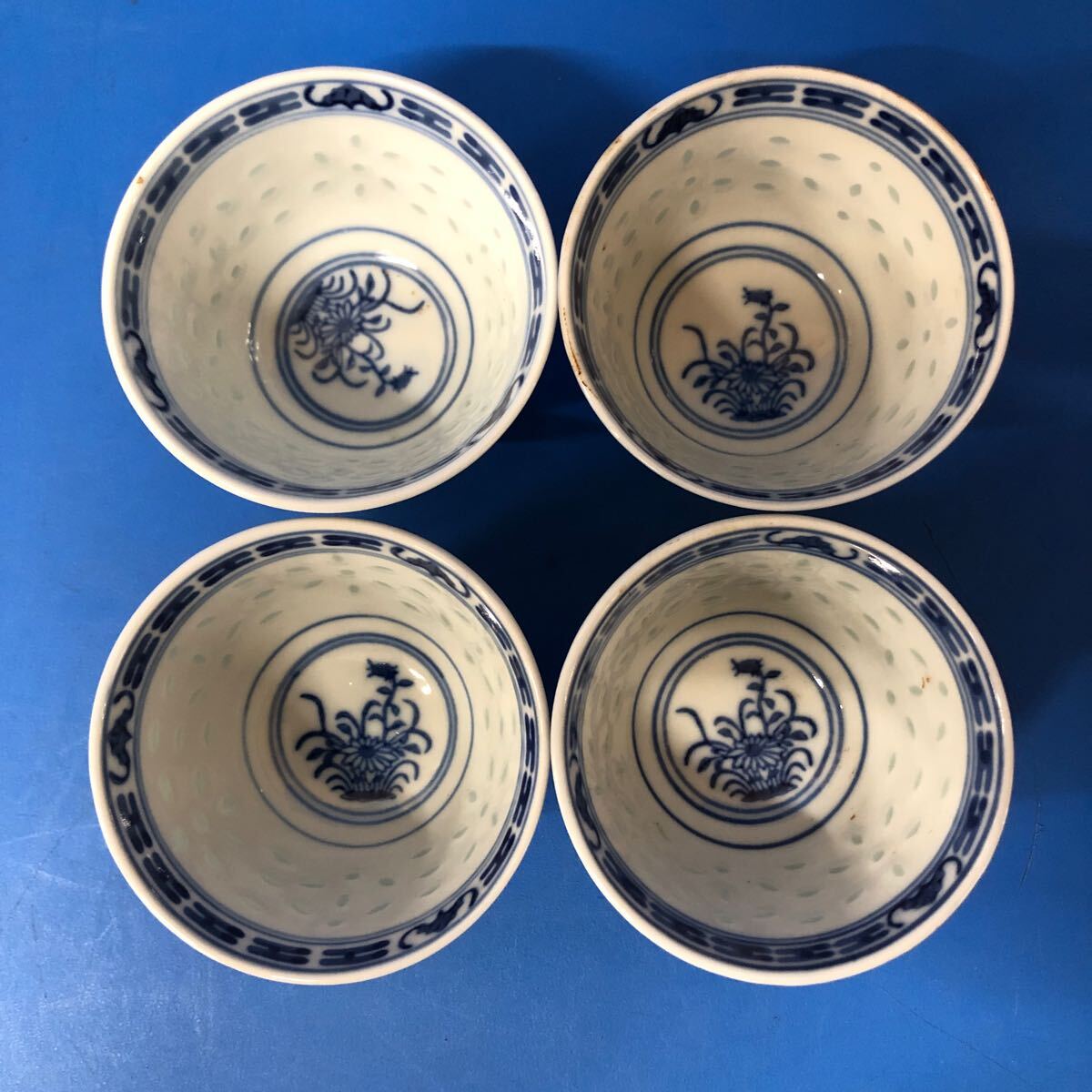 流】中国美術 染付煎茶碗 四客 TM828|陶芸 流】中国美術 染付煎茶碗 四客 TM828|陶芸