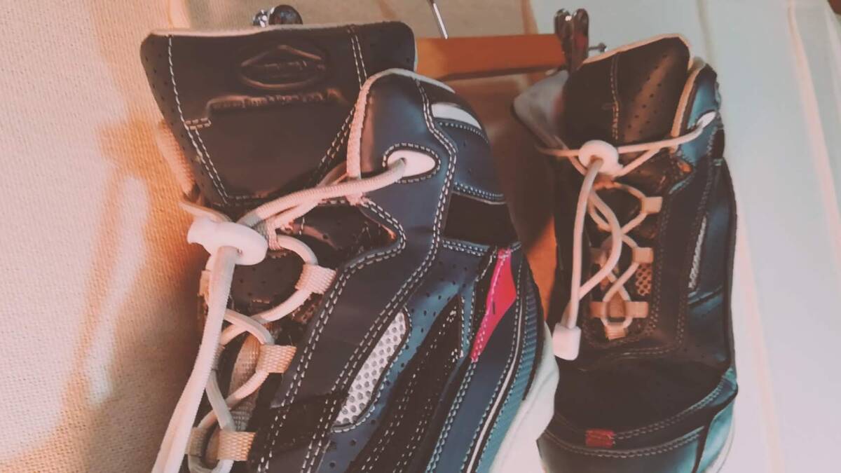 KUSHITANI クシタニ/K-4578/VENTO SHOES
