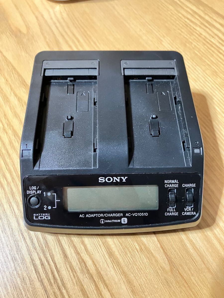 sony ac-vq1051d
