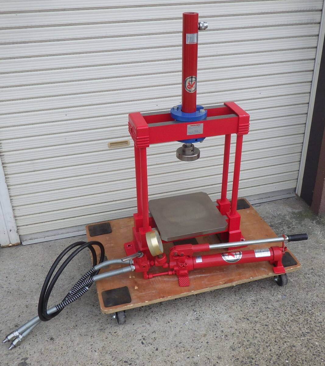 美品 RIKEN 理研精機 10t ハンドプレス機 複動シリンダー MD1 美品 RIKEN 理研精機 10t ハンドプレス機 複動シリンダー MD1