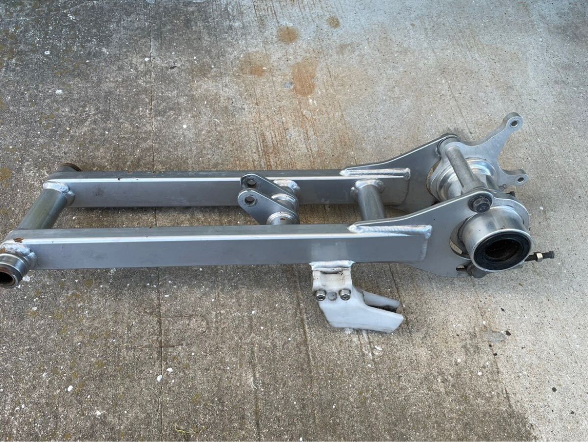 ヤマハ YF350 バンシー +4 リアスイングアーム ビレットキャリア付　ロング スイングアーム　Banshee！