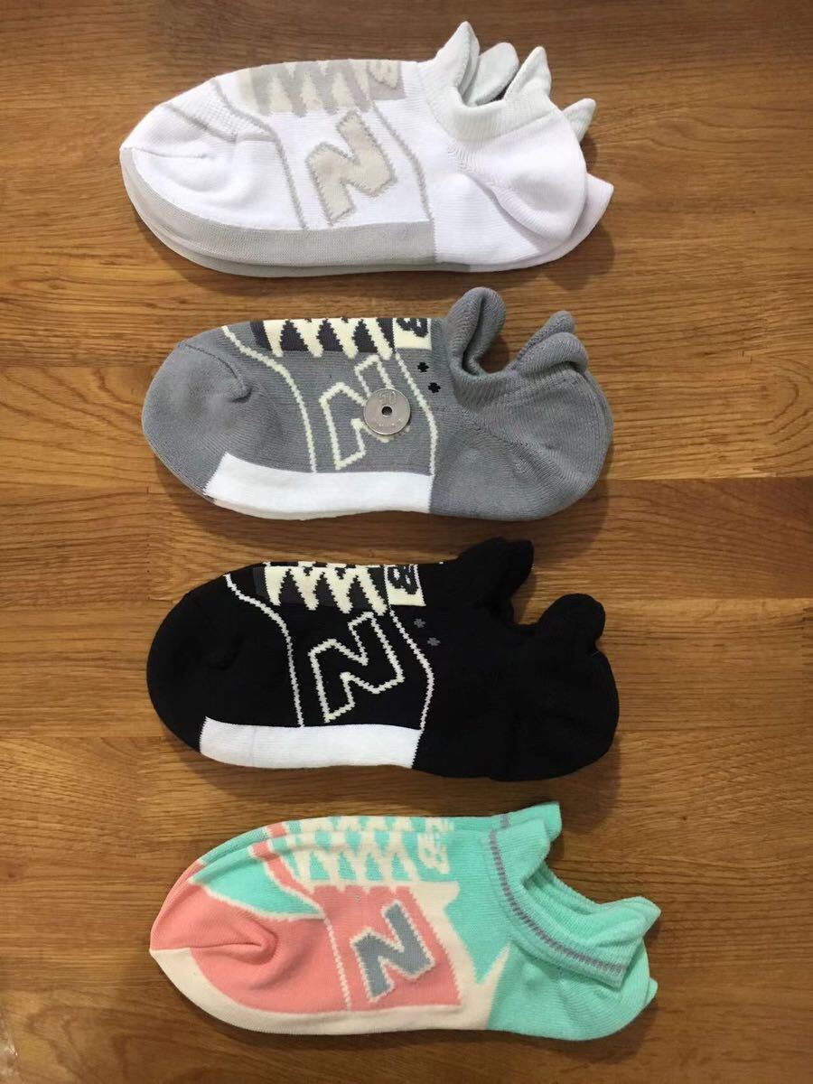 新品ニューバランスnew balanceレディースソックス靴下4足セット 新品ニューバランスnew balanceレディースソックス靴下4足セット