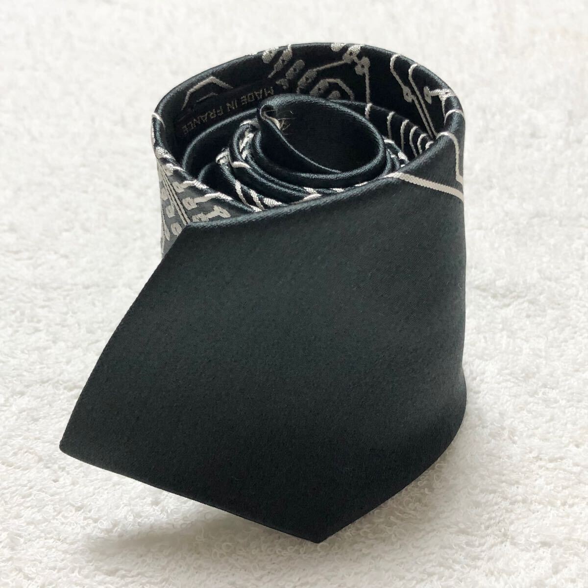 美品 Dominique France ドミニクフランス ネクタイ 半導体 IC 美品 Dominique France ドミニクフランス ネクタイ 半導体 IC