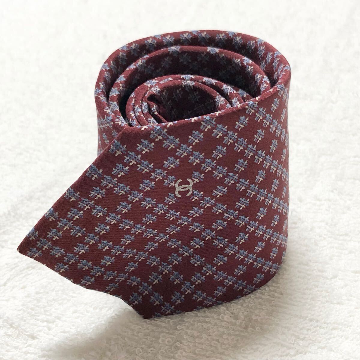 表側美品 CHANEL シャネル ネクタイ ココマーク 格子 柵 総柄 表側美品 CHANEL シャネル ネクタイ ココマーク 格子 柵 総柄