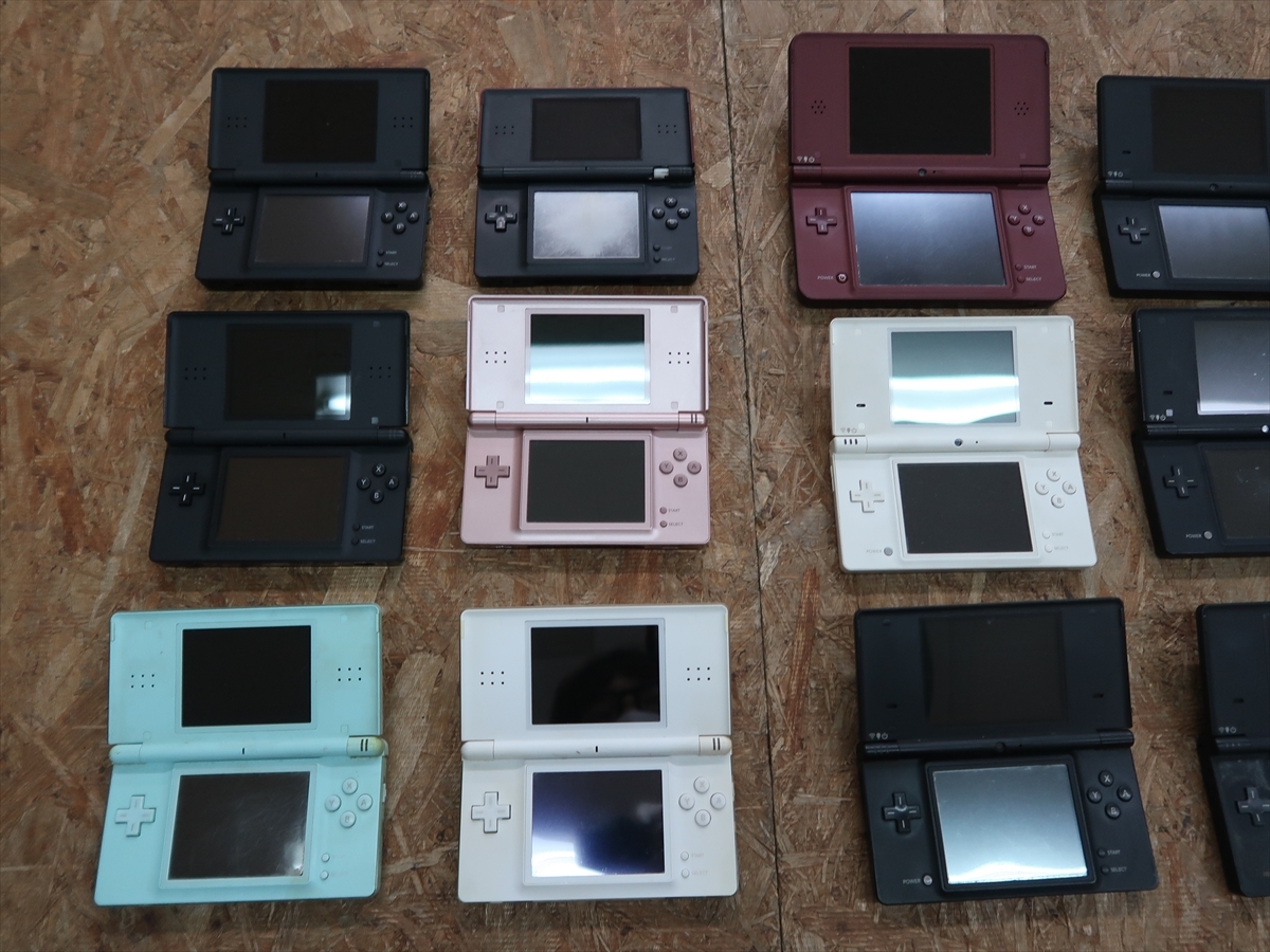 DSi/DSiLL  ゲームソフト Nintendo 【DSi】【DSiLL】【DSLite】7台まとめ