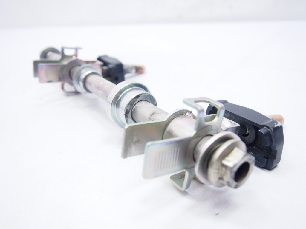YZF-R3純正リアアクスルシャフトsetカラー他付RH07J曲りナシYZF-R25.MT-25.MT03