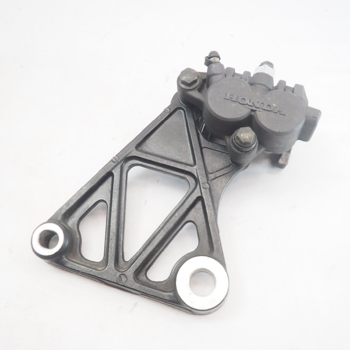 GL1500ゴールドウイングSE リアキャリパー サポート SC22 97年 caliper goldwing GL1500SEV 43150-MT8-305 ピン付きHONDA北米