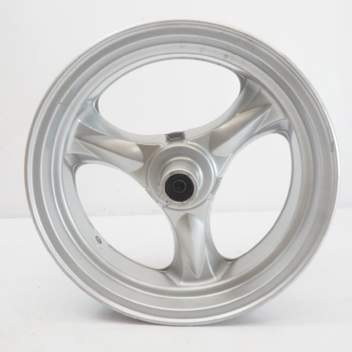 希少スズキ カタナ50 フロントホイール AY50 12x3.50 wheel KATANA AY50WV 54141-35E00-E91スペインスズキ