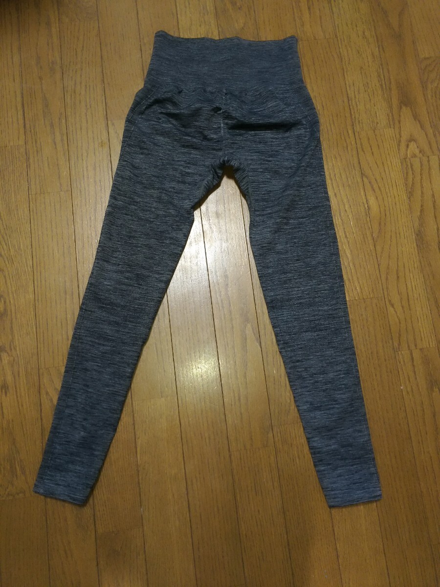 UNIQLO HEATTECH ユニクロ ヒートテック ハイウエスト　レギンス WOMEN Mサイズ レディース 　グレー　サイズM