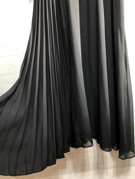新品 4Lトール黒系 レース×プリーツ ロングワンピ 結婚式 新品 4Lトール黒系 レース×プリーツ ロングワンピ 結婚式