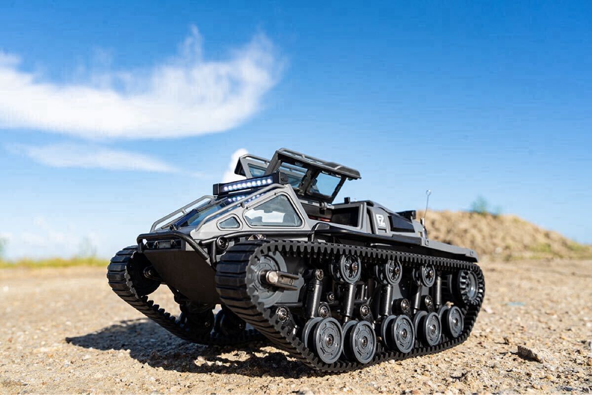 バッテリー2本 JJRC RIPSAW 戦車 クローラー タンク 迫力 バッテリー2本 JJRC RIPSAW 戦車 クローラー タンク 迫力