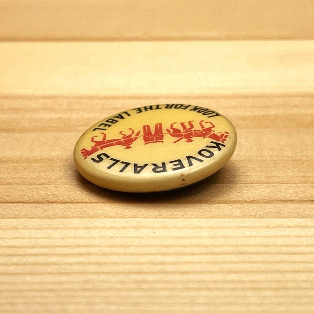 LEVI'S リーバイス 缶 ピン バッジ KOVERALLS ビンテージ LEVI'S リーバイス 缶 ピン バッジ KOVERALLS ビンテージ