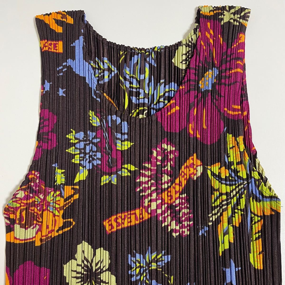 2019年春夏イッセイミヤケ総柄ロングワンピース ISSEYMIYAKE 2019年春夏イッセイミヤケ総柄ロングワンピース ISSEYMIYAKE