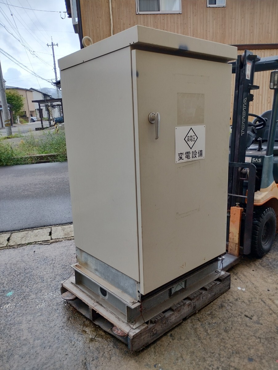 2016年式 使用少 50hz/60hz 60KVA コンビニ設置サイズ 2016年式 使用少 50hz/60hz 60KVA コンビニ設置サイズ