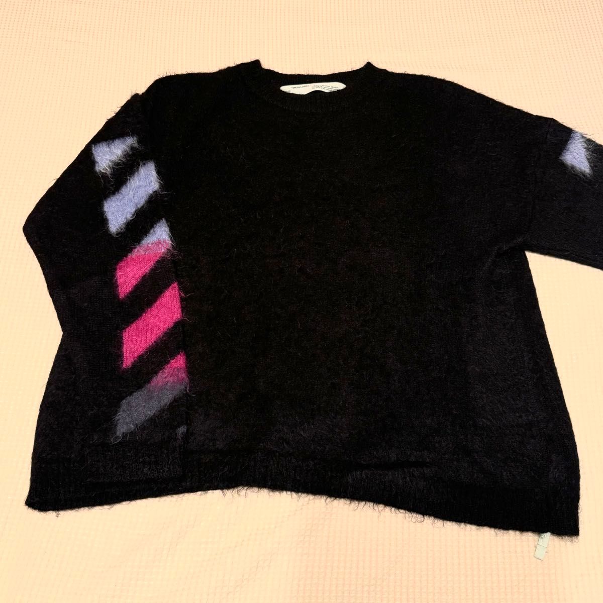 off-white モヘア ニット M オーバーサイズ 黒 ユニセックス ピンク セーター ブラック トップス オフホワイト off-white モヘア ニット M オーバーサイズ 黒 ユニセックス ピンク セーター ブラック トップス オフホワイト