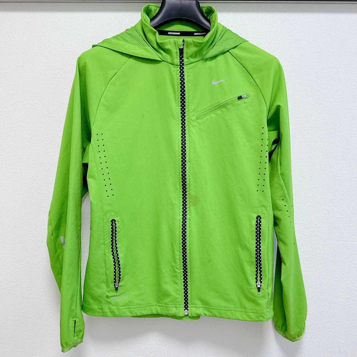 NIKE ナイキ ランニングウェア パーカー ランニングジャケット NIKE ナイキ ランニングウェア パーカー ランニングジャケット