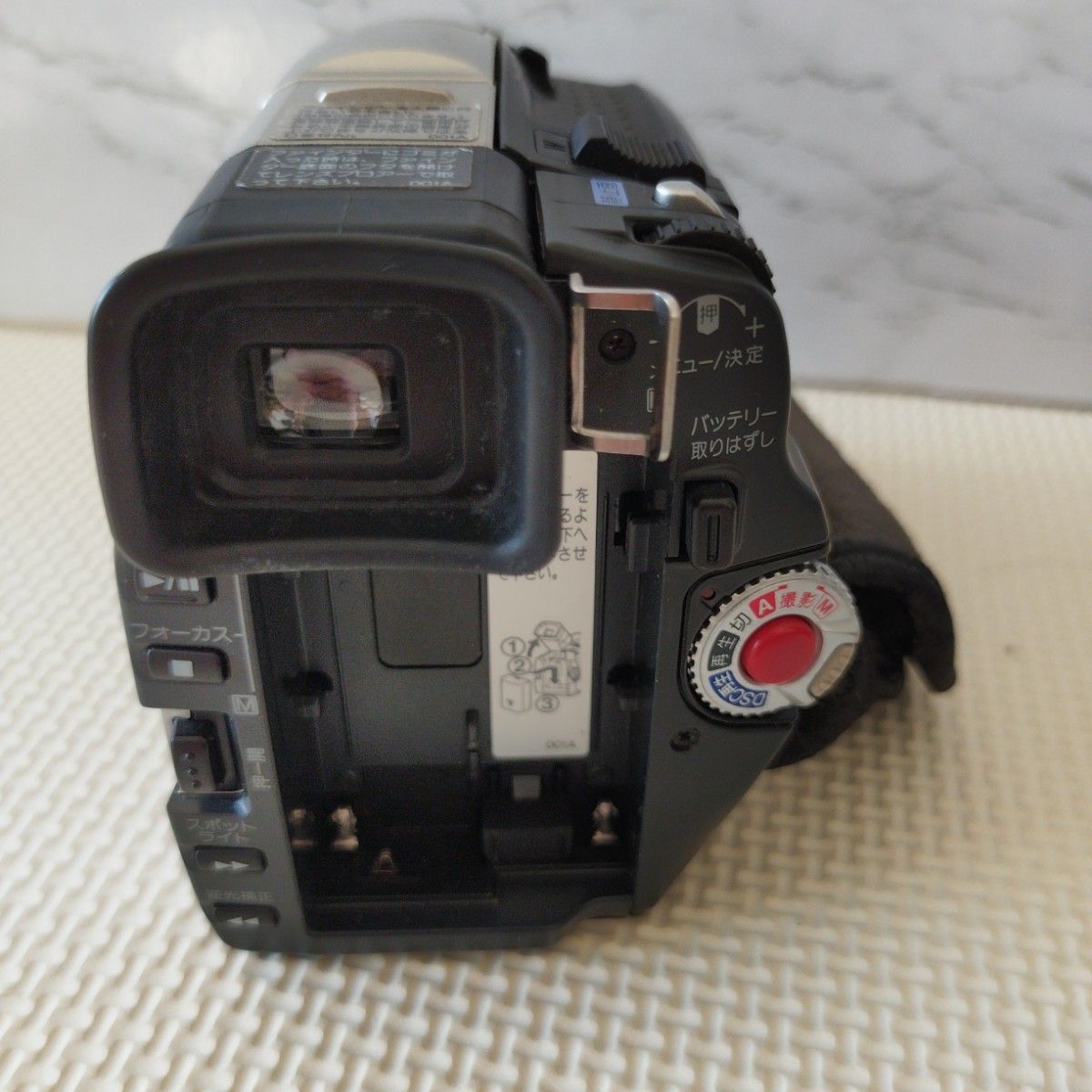 ビクター Victor miniDV ビデオカメラ GR-DVL700|Yahoo!フリマ ビクター Victor miniDV ビデオカメラ GR-DVL700|Yahoo!フリマ