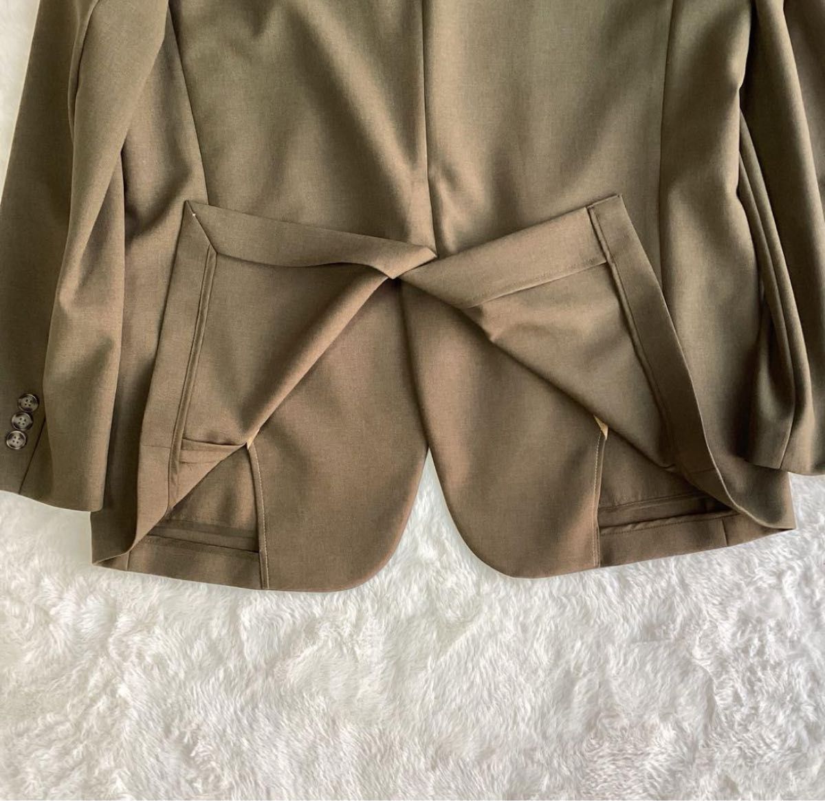 美品 UNIQLO ユニクロ MARNI マルニ スーツ セットアップ カーキ 美品 UNIQLO ユニクロ MARNI マルニ スーツ セットアップ カーキ