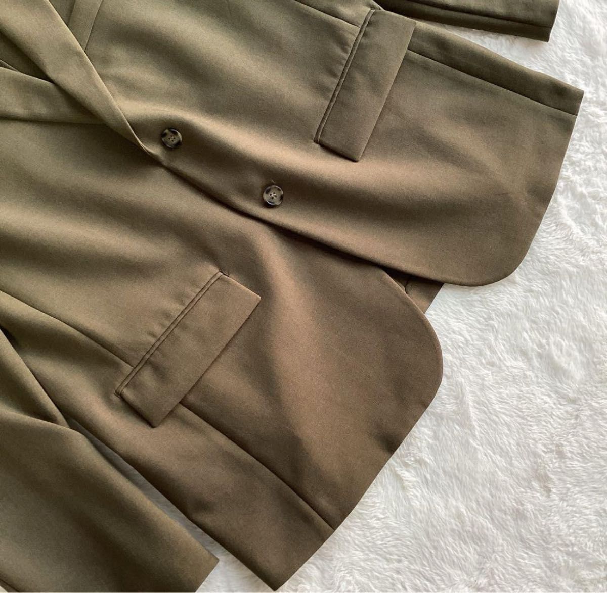 美品 UNIQLO ユニクロ MARNI マルニ スーツ セットアップ カーキ 美品 UNIQLO ユニクロ MARNI マルニ スーツ セットアップ カーキ