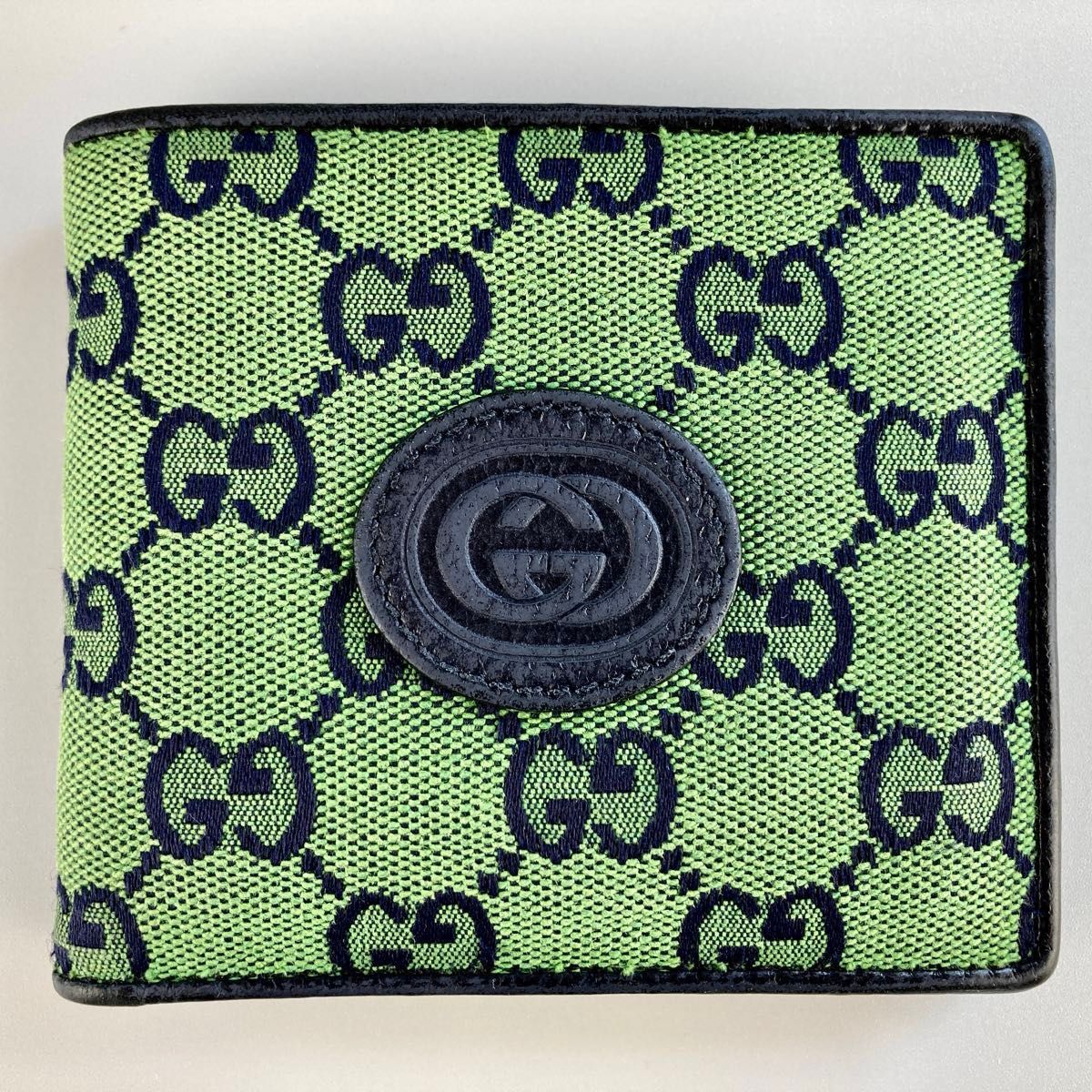 GUCCI グッチ 二つ折り財布 GGキャンバス 小型 コンパクト 軽量 GUCCI グッチ 二つ折り財布 GGキャンバス 小型 コンパクト 軽量