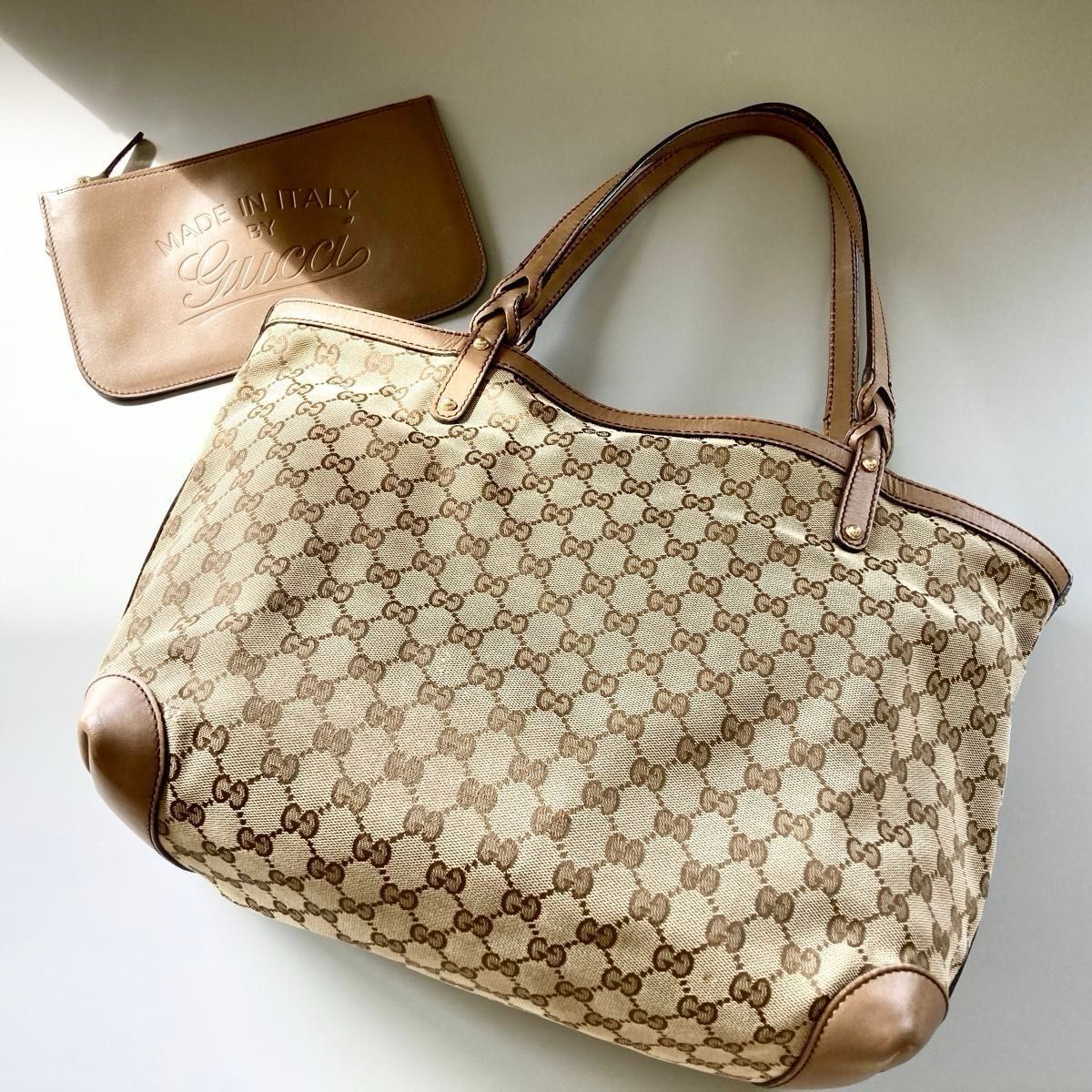 GUCCI グッチ トートバッグ GGキャンバス ポーチ付き レディース GUCCI グッチ トートバッグ GGキャンバス ポーチ付き レディース