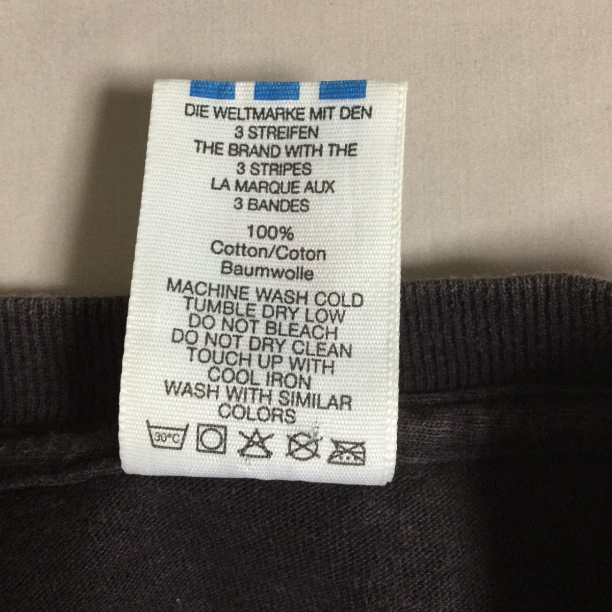 USA製 adidas アディダス Tシャツ ロゴ チューリップ 両面 黒 USA製 adidas アディダス Tシャツ ロゴ チューリップ 両面 黒